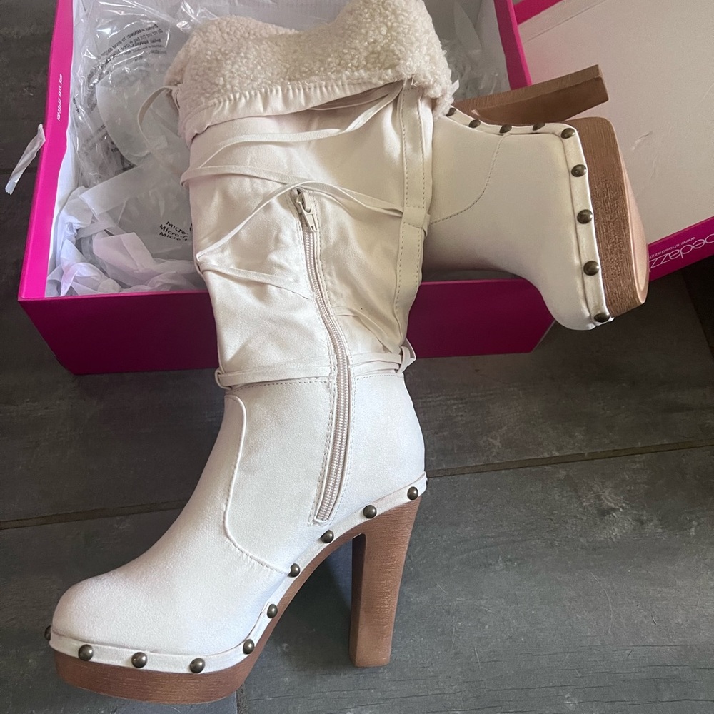 White knee high boots or make an offer